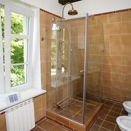 斯道拉安蒂斯公寓