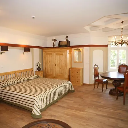 斯道拉安蒂斯公寓 克莱佩达